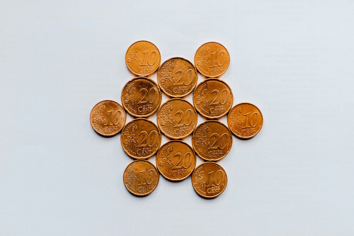 Currency Hedging Strategies: Protecting Your Portfolio from Exchange Rate Volatility