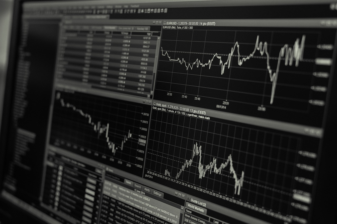Defensive Investing: Building Resilient Portfolios in Uncertain Markets
